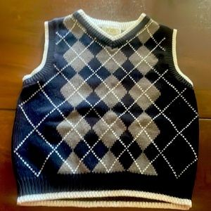 Boys sweater vest, navy and grey color white around arms. Size 18 months.